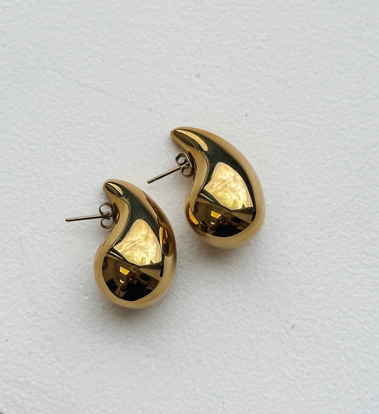 Clair Drop Earrings