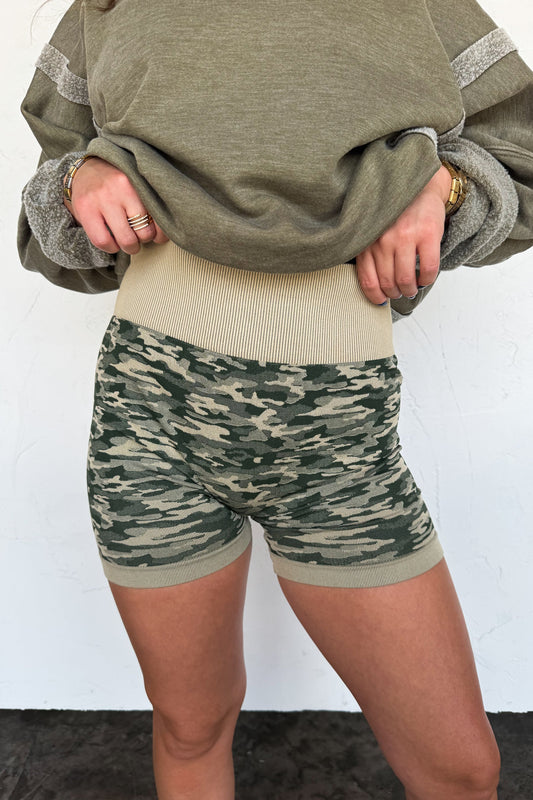 SET - Camo Bra & Biker Short